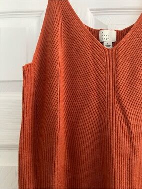 a new day Ribbed V-Neck Tank - Rust